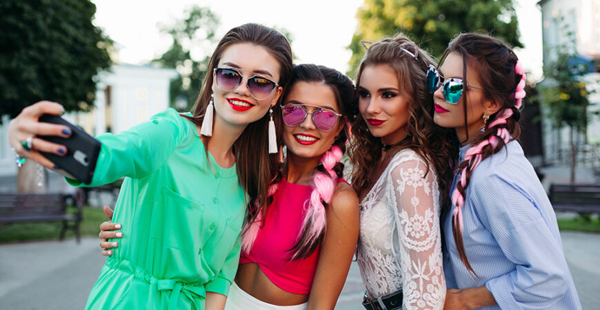 Ut labore et dolore magna aliqua