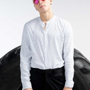 product_105 Power back print t-shirt in white